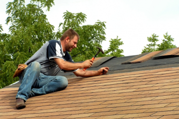 5 Roof Leak Repair Tips and Tricks to Use This Winter